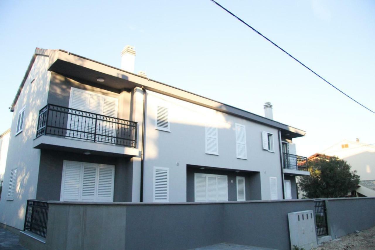 Apartman Rina,بيوغْغاد نا موغو المظهر الخارجي الصورة
