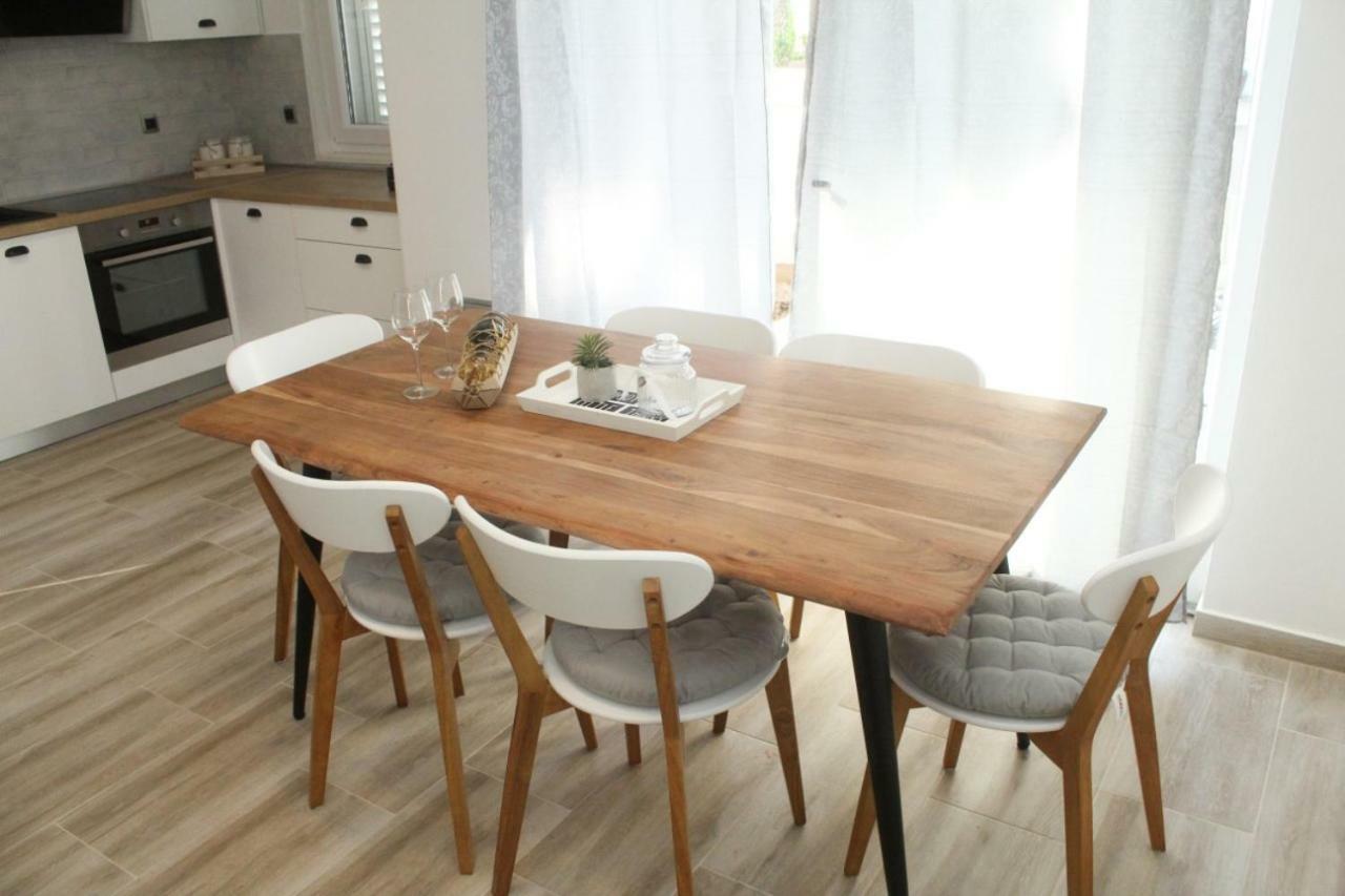Apartman Rina,بيوغْغاد نا موغو المظهر الخارجي الصورة